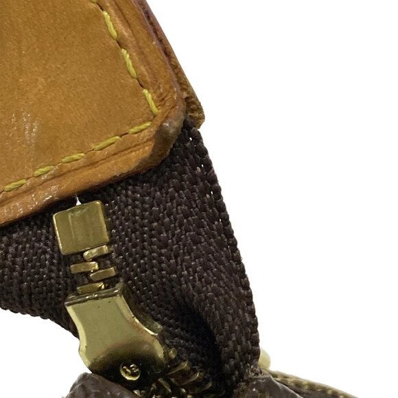 LOUIS VUITTON Pochette Accessoires Monogram Cherry - Handbag 982-070125 - Picture 8 of 12